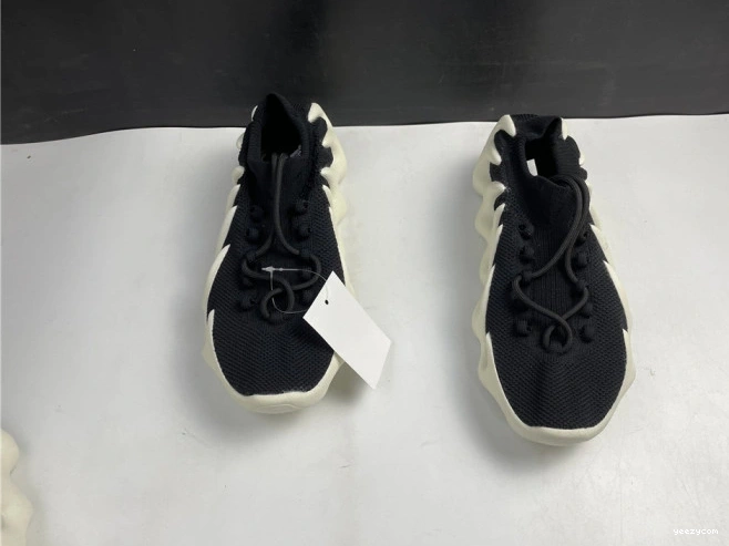 Black Yeezy Adidas 450 Cloud H68049 1025